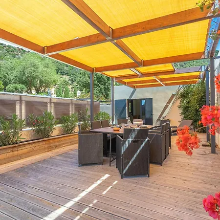 Prázdninový dům Maison Flocy By Interhome *